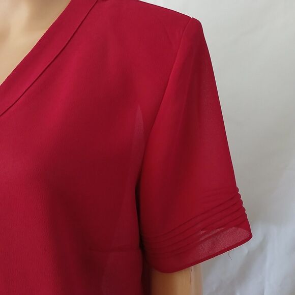 Studio 1 Women's Sheer Red Blouse Large Gold Buttons Size 12 - Picture 9 of 13